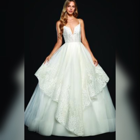 Hayley Paige Occasions Dresses & Skirts - NWT Hayley Paige “Hollace” weddings dress